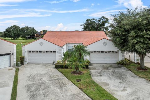 Townhouse in Lakeland, Florida 2 bedrooms, 114.64 sq.m. № 1388935 - photo 2