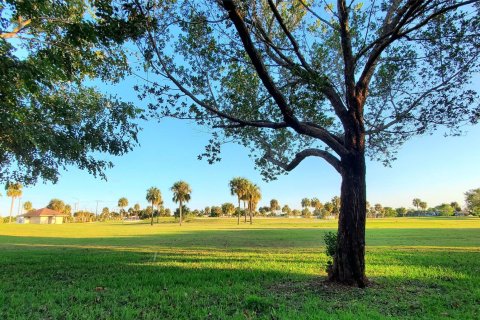 Condo in Margate, Florida, 2 bedrooms  № 1146674 - photo 14