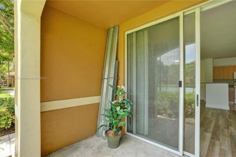 Copropriété à vendre à Tamarac, Floride: 1 chambre, 64.2 m2 № 1289337 - photo 23