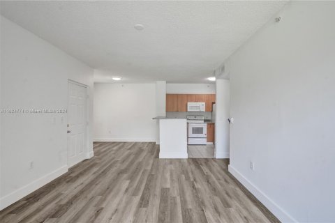 Copropriété à vendre à Tamarac, Floride: 1 chambre, 64.2 m2 № 1289337 - photo 19