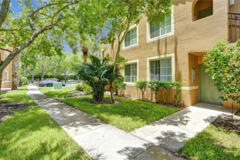 Copropriété à vendre à Tamarac, Floride: 1 chambre, 64.2 m2 № 1289337 - photo 21