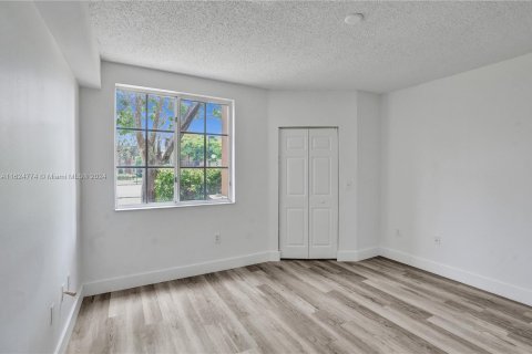 Copropriété à vendre à Tamarac, Floride: 1 chambre, 64.2 m2 № 1289337 - photo 5