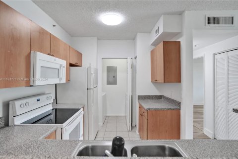 Copropriété à vendre à Tamarac, Floride: 1 chambre, 64.2 m2 № 1289337 - photo 12