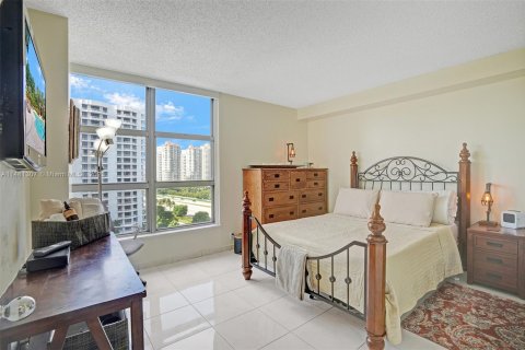 Condominio en venta en Aventura, Florida, 2 dormitorios, 126.44 m2 № 822383 - foto 20