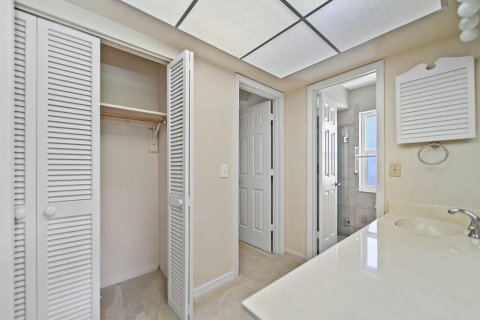 Villa ou maison à vendre à Palm City, Floride: 3 chambres, 240.06 m2 № 1188494 - photo 2