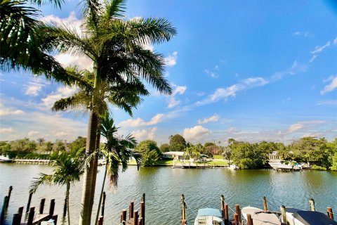 Condo in Fort Lauderdale, Florida, 2 bedrooms  № 948040 - photo 26