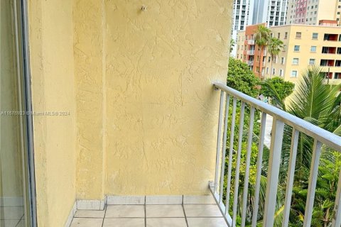 Condominio en venta en Miami, Florida, 2 dormitorios, 65.68 m2 № 1417132 - foto 12