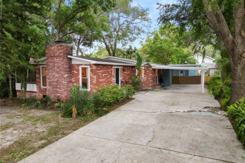 Casa en venta en Lakeland, Florida, 2 dormitorios, 146.32 m2 № 1111596 - foto 1