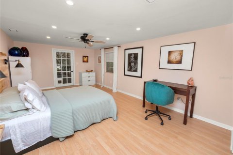 Casa en venta en Lakeland, Florida, 2 dormitorios, 146.32 m2 № 1111596 - foto 18