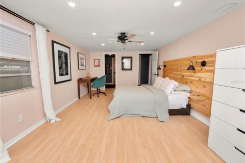 Casa en venta en Lakeland, Florida, 2 dormitorios, 146.32 m2 № 1111596 - foto 16