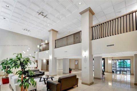 Copropriété à vendre à Hollywood, Floride: 2 chambres, 145.86 m2 № 1293446 - photo 2