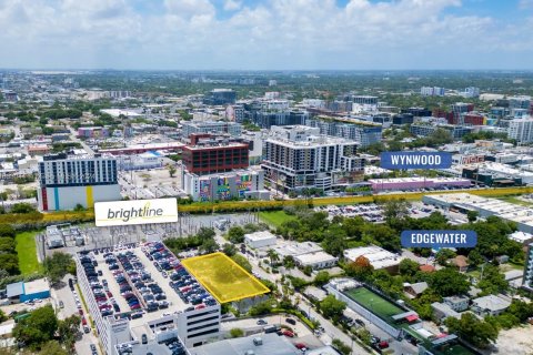 Propiedad comercial en venta en Miami, Florida № 1293519 - foto 4