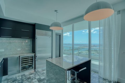 Copropriété à louer à Miami, Floride: 3 chambres, 262.45 m2 № 1345589 - photo 9