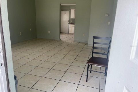 Duplex in Kissimmee, Florida 6 bedrooms, 247.68 sq.m. № 1399392 - photo 16