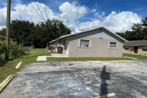 Duplex à vendre à Kissimmee, Floride: 6 chambres, 247.68 m2 № 1399392 - photo 8