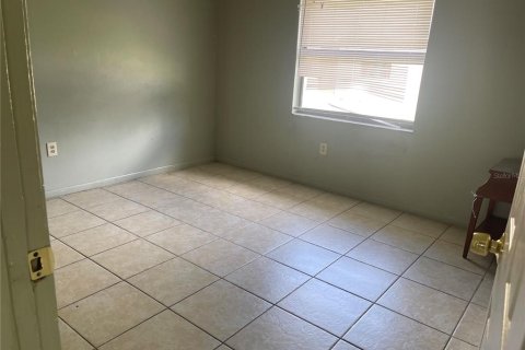 Duplex à vendre à Kissimmee, Floride: 6 chambres, 247.68 m2 № 1399392 - photo 18