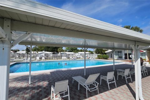 Villa ou maison à vendre à Pompano Beach, Floride: 2 chambres, 123.65 m2 № 1014040 - photo 18