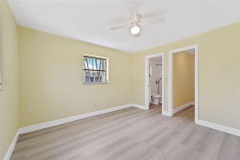 Casa en venta en Pompano Beach, Florida, 2 dormitorios, 123.65 m2 № 1014040 - foto 6