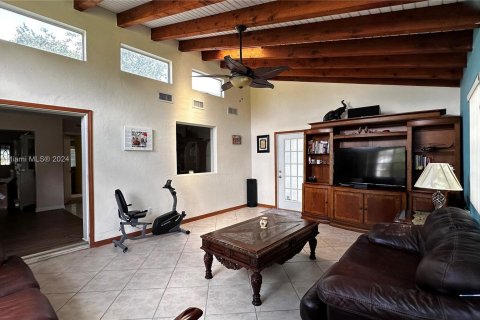 Casa en venta en Haverhill, Florida, 4 dormitorios, 135.27 m2 № 1281707 - foto 9