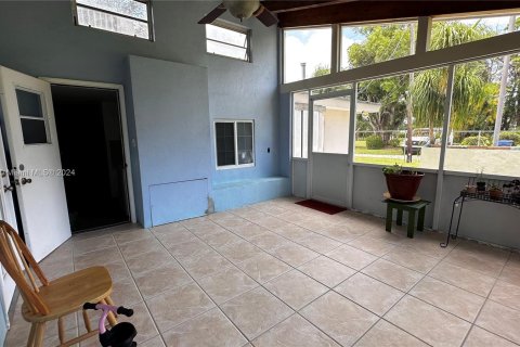 Villa ou maison à vendre à Haverhill, Floride: 4 chambres, 135.27 m2 № 1281707 - photo 11