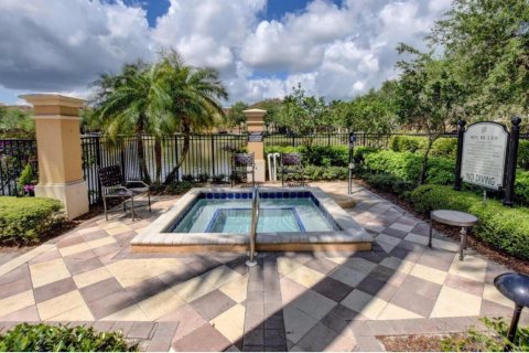 Adosado en venta en Palm Beach Gardens, Florida, 2 dormitorios, 221.39 m2 № 1136279 - foto 5