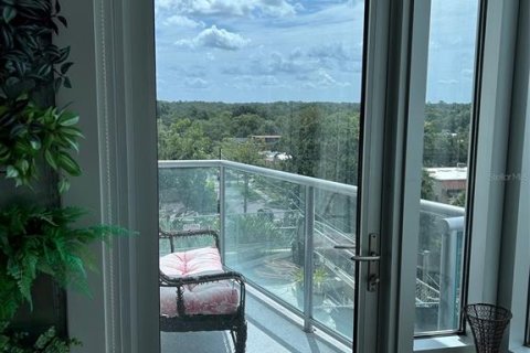 Condo in Orlando, Florida, 2 bedrooms  № 631604 - photo 18