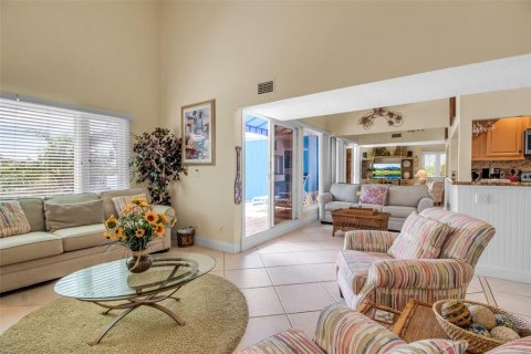 Copropriété à vendre à Longboat Key, Floride: 2 chambres, 102.56 m2 № 1352712 - photo 18