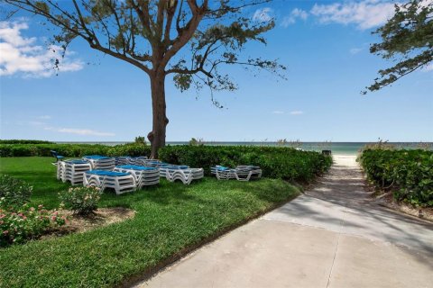 Copropriété à vendre à Longboat Key, Floride: 2 chambres, 102.56 m2 № 1352712 - photo 25