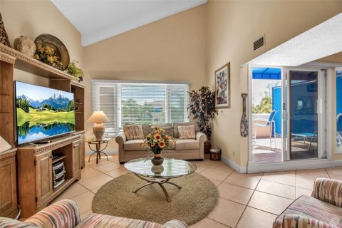 Copropriété à vendre à Longboat Key, Floride: 2 chambres, 102.56 m2 № 1352712 - photo 17