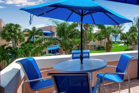 Condo in Longboat Key, Florida, 2 bedrooms  № 1352712 - photo 4