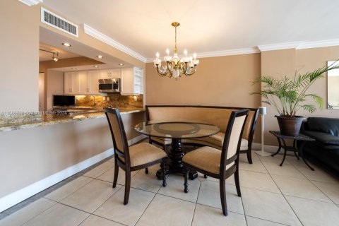 Condo in Fort Lauderdale, Florida, 1 bedroom  № 1177603 - photo 8