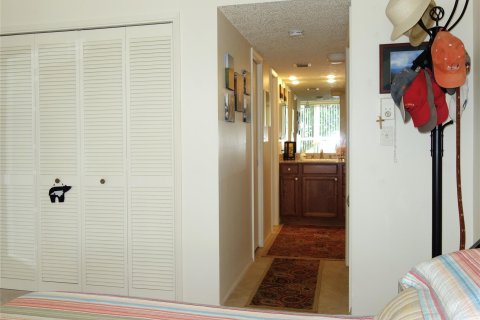 Condo in Pompano Beach, Florida, 3 bedrooms  № 970249 - photo 18