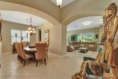 Villa ou maison à vendre à Royal Palm Beach, Floride: 3 chambres, 175.68 m2 № 1121218 - photo 25