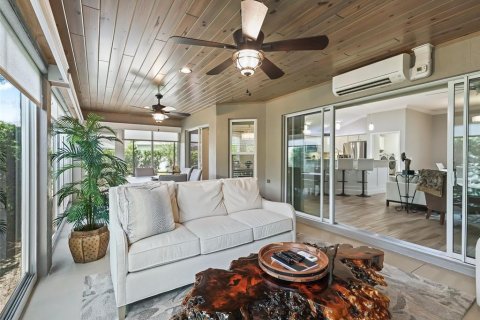 Casa en venta en The Villages, Florida, 3 dormitorios, 195.84 m2 № 1342589 - foto 14