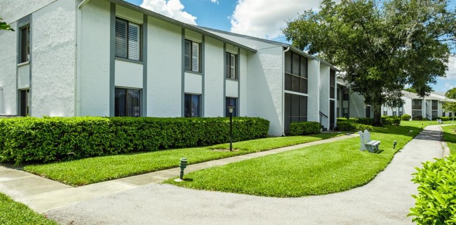 Condominio en Tarpon Springs, Florida, 3 dormitorios  № 1342558