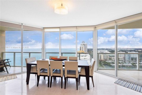 Copropriété à louer à Sunny Isles Beach, Floride: 2 chambres, 132.2 m2 № 120272 - photo 7