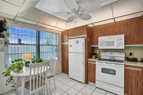 Copropriété à vendre à Coconut Creek, Floride: 2 chambres, 107.4 m2 № 1378819 - photo 7