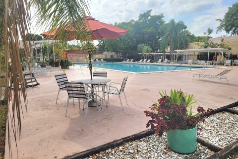 Copropriété à vendre à North Lauderdale, Floride: 2 chambres, 107.77 m2 № 1179777 - photo 30