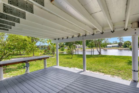 Villa ou maison à vendre à Hobe Sound, Floride: 3 chambres, 156.63 m2 № 1179737 - photo 13