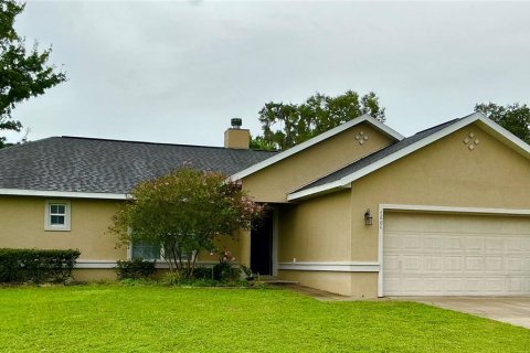 House in Ocala, Florida 3 bedrooms, 164.34 sq.m. № 1382428 - photo 1