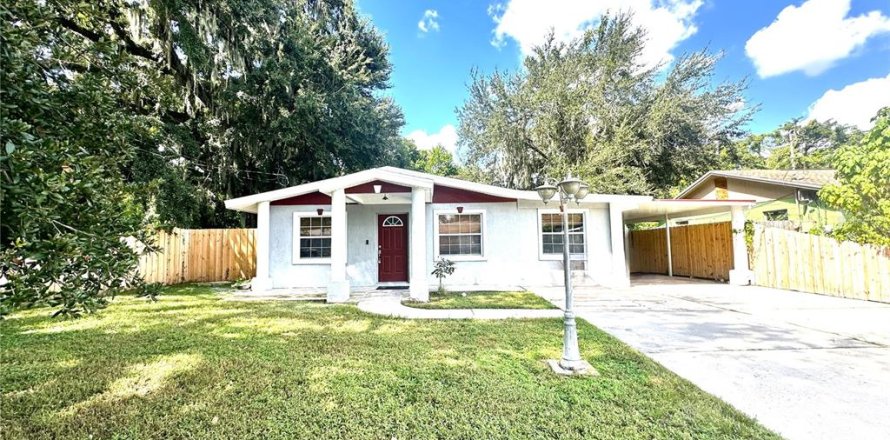 House in Orlando, Florida 3 bedrooms, 127.28 sq.m. № 1382431