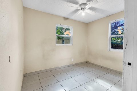 House in West Park, Florida 3 bedrooms, 97.27 sq.m. № 1154220 - photo 4