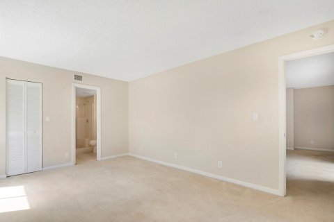 Condo in Jupiter, Florida, 2 bedrooms  № 1154266 - photo 4