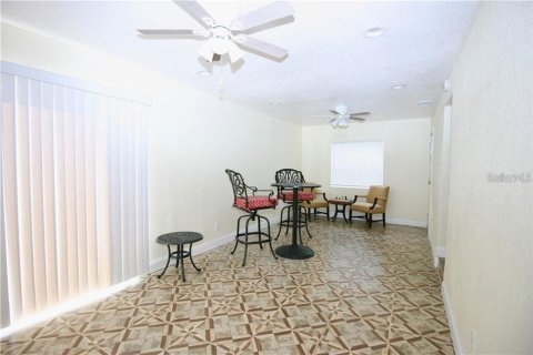 House in Tampa, Florida 3 bedrooms, 126.72 sq.m. № 1424699 - photo 7