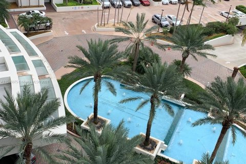 Condominio en venta en Aventura, Florida, 3 dormitorios, 303.23 m2 № 1188923 - foto 14