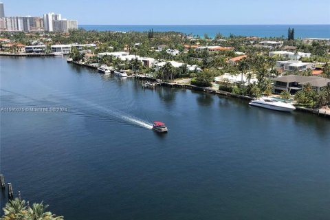 Condo in Aventura, Florida, 3 bedrooms  № 1188923 - photo 5