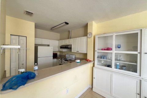 Condo in Homestead, Florida, 3 bedrooms  № 1092146 - photo 6