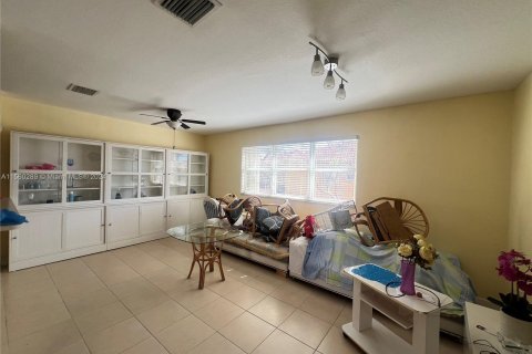 Condo in Homestead, Florida, 3 bedrooms  № 1092146 - photo 8