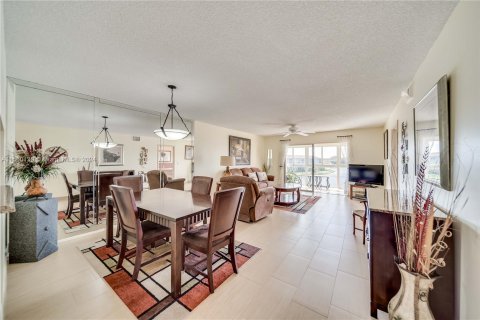 Condominio en venta en Pembroke Pines, Florida, 2 dormitorios, 110.74 m2 № 1092103 - foto 12