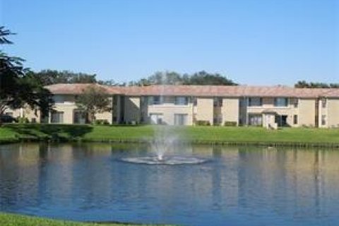 Copropriété à louer à Coral Springs, Floride: 2 chambres, 71.35 m2 № 1217476 - photo 10